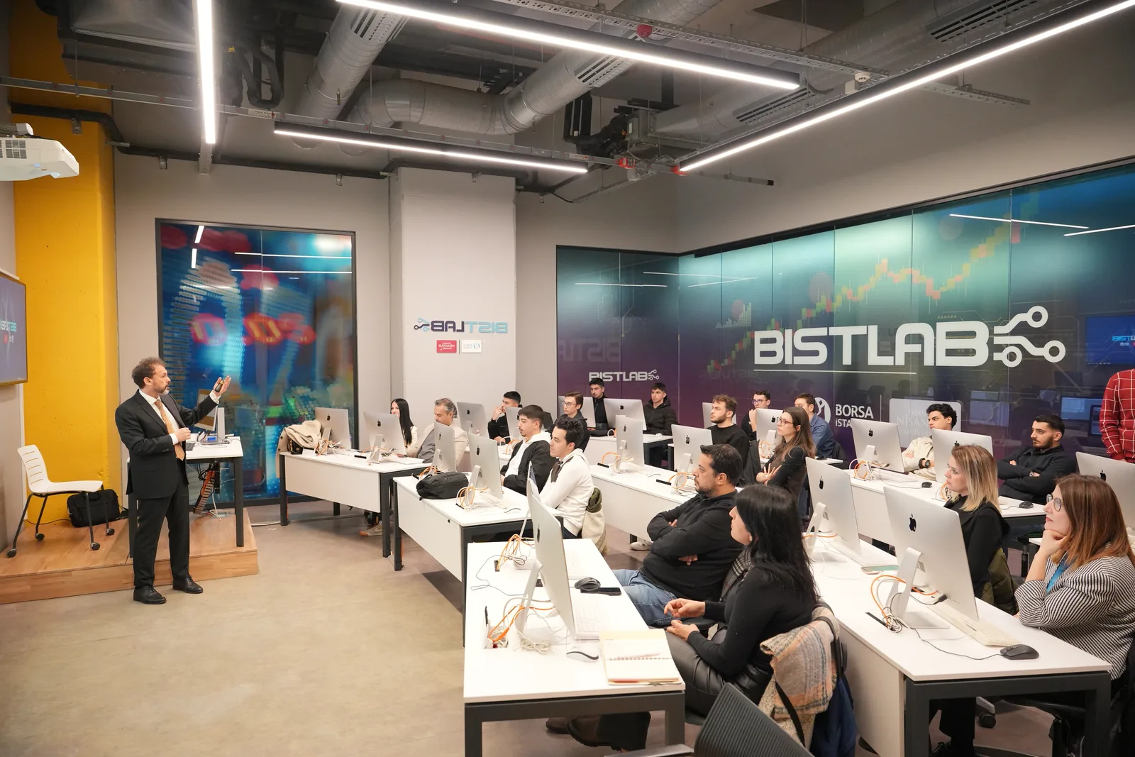 İktisadi İdari ve Sosyal Bilimler Fakültesi