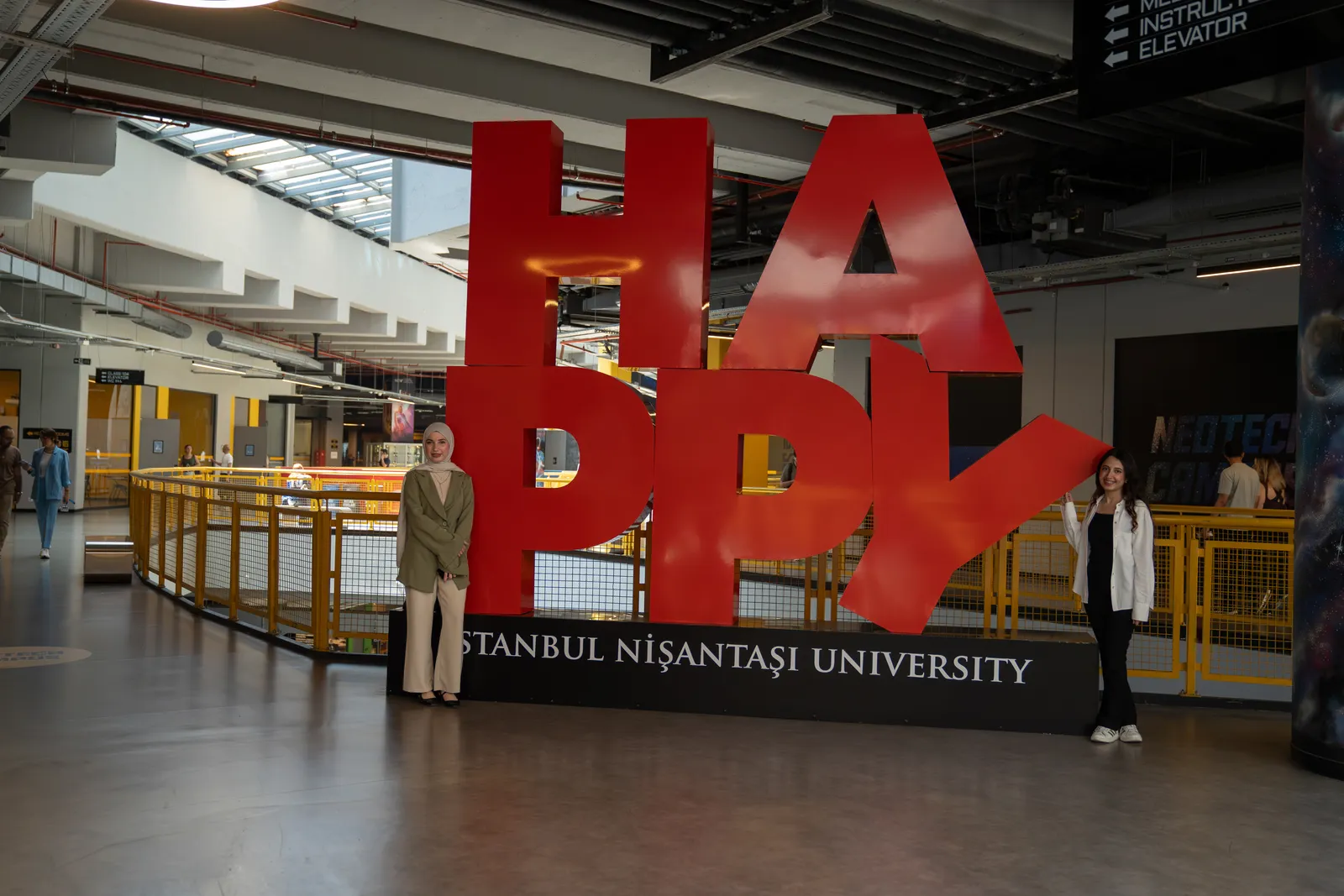 Kampüs Yerleşkesi — İstanbul Nişantaşı Üniversitesi NeoTech Campus